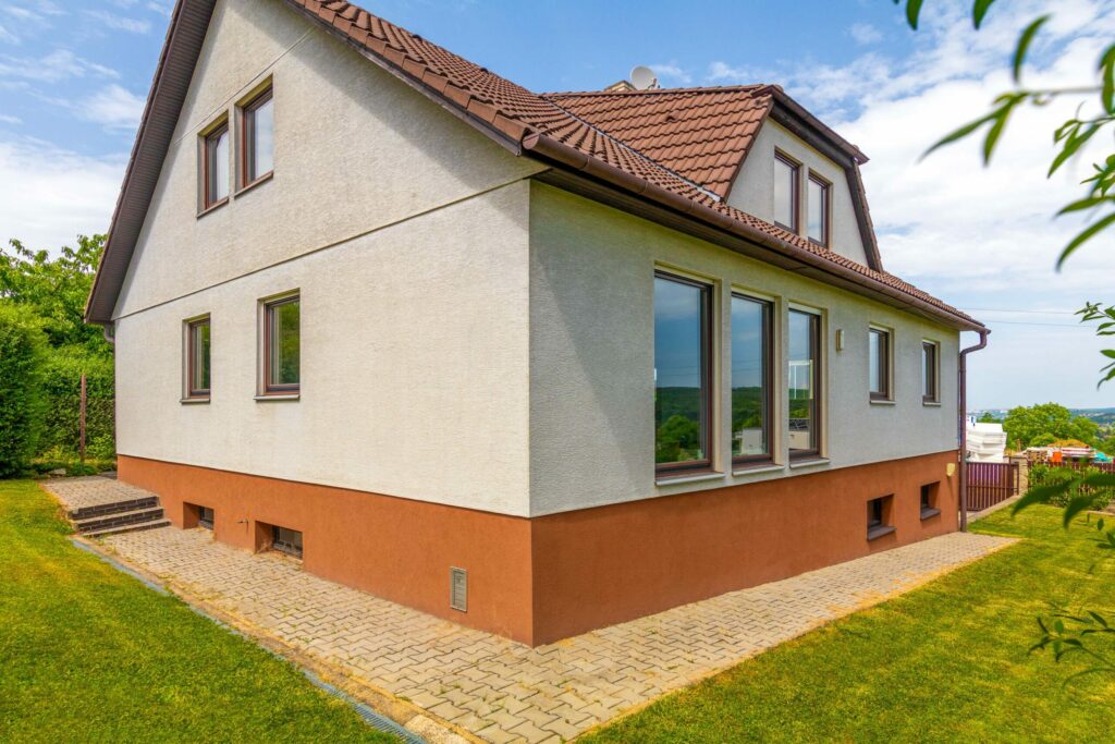 Prodej rodinného domu 258 m²